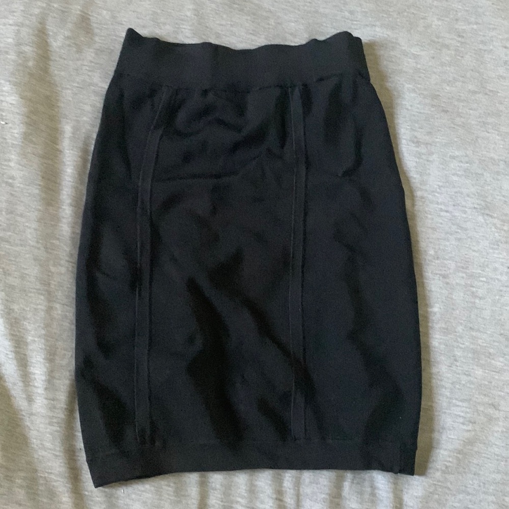 Bebe skirt